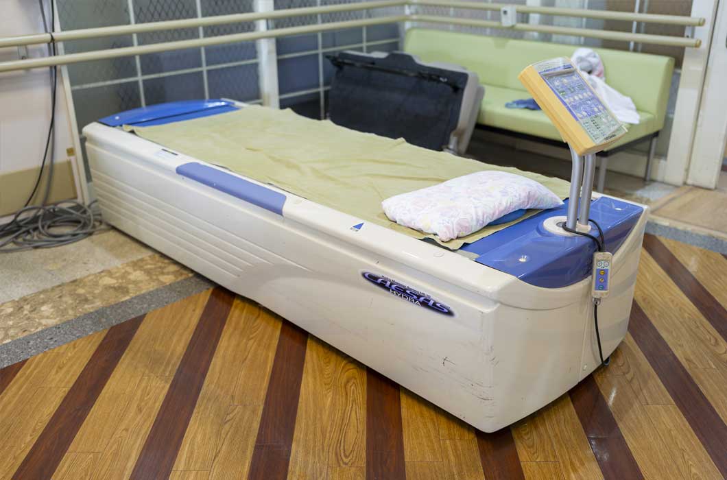 ウォーターベッド型マッサージ器